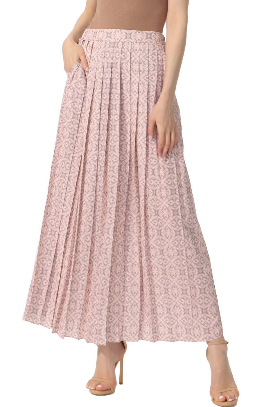 Kimi + Kai Women Print Box Pleat Maxi Skirt