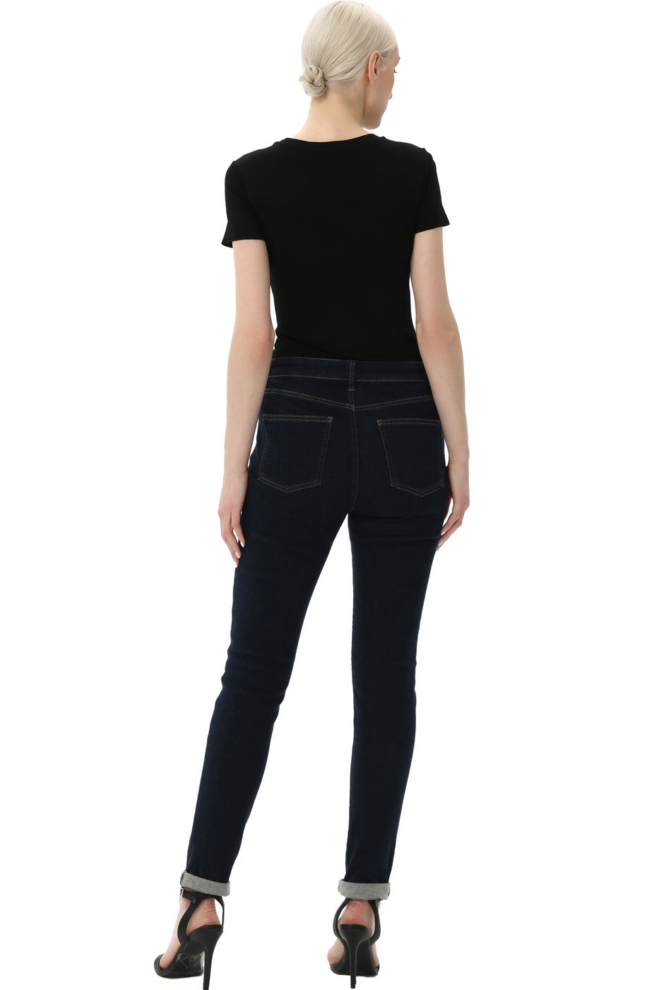 Kimi + Kai Women's Crew Neck Basic Bodysuit