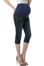 Load image into Gallery viewer, Kimi + Kai Maternity &quot;Courtney&quot; Capri Jeans